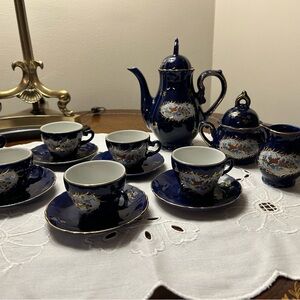 Cappuccino vintage set of 6 cups with saucers, creamer, sugar bowl and pitcher.